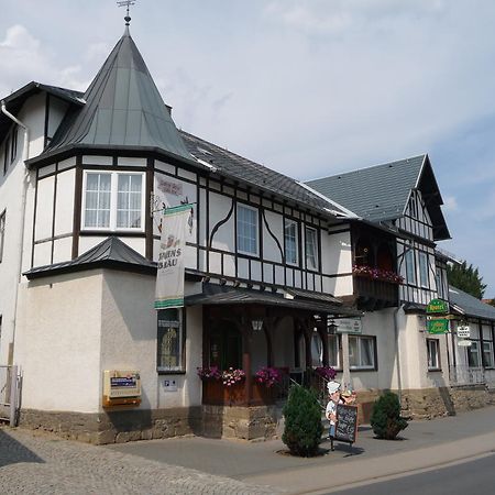 Hotel Garni "Zur Gueldenen Gabel" Unterwellenborn Exterior photo